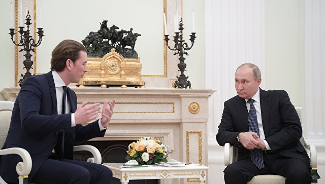 Курц разговарао са Путином о ситуацији у Сирији