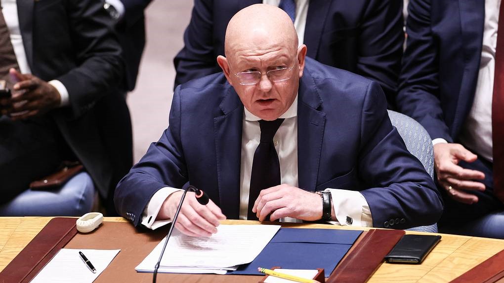 Запад намерно прикрива информације о жртвама у Донбасу — Небензја