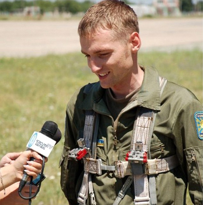 Украјински пилот осумњичен за обарање малезијског Боинга саслушан у Холандији