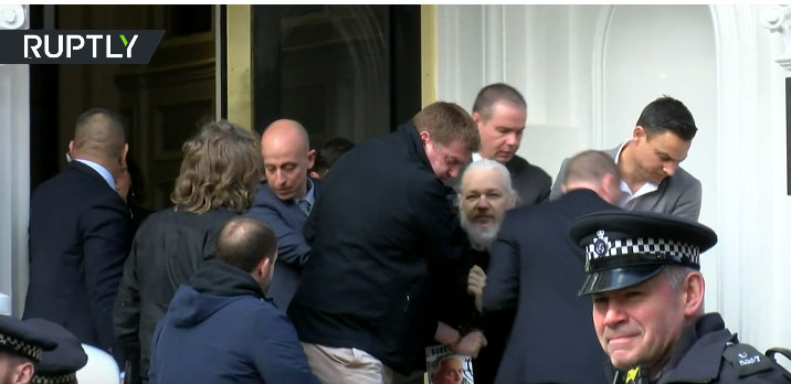 РТ: Ухапшен Џулијан Асанж