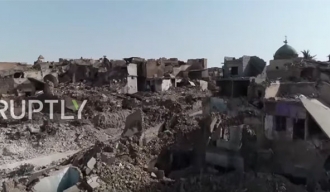 РТ: Мосул годину после ослобођења - људи живе међи рушевинама и лешевима док су терористи у близини