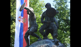 Положен венац на Споменик јунацима са Кошара