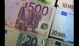 Швајцарски франак скочио према евру за више од пола процента