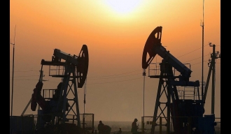 САД дозволиле Ираку да купује још 120 дана нафту из Ирана