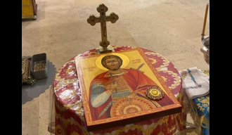 Икона са честицом моштију Светог Александра Невског за манастир у Угљевику освећена данас у Москви