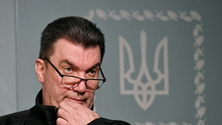 РТ: Украјинци морају да „одрасту“