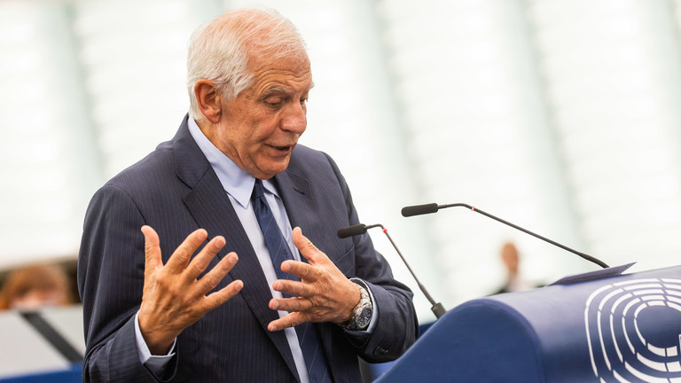 РТ: Политико прогласио добитника „Боратове награде“ за дипломатију