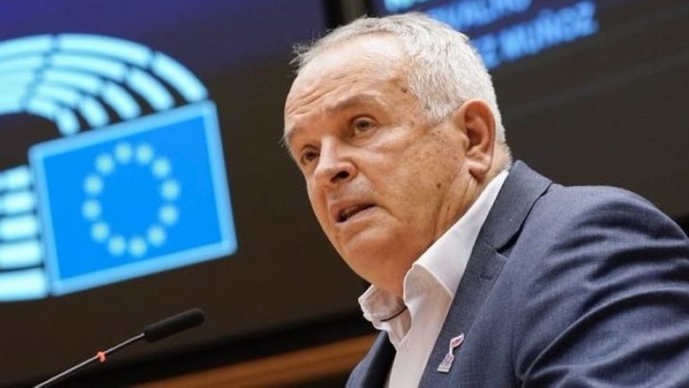 РТ: Словени би се могли ујединити да „разоре“ Западну Европу – ЕУ посланик