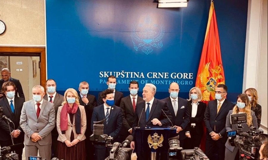Скупштина Црне Горе изабрала нову Владу на челу са премијером Здравком Кривокапићем