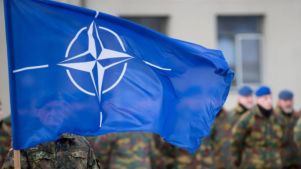 РТ: Русија спремна да преговара са НАТО-ом у „неутралној земљи“