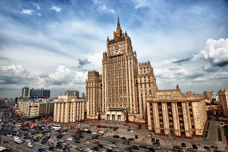 МСП РФ: Запад се је здружио у савез са неонацистима који руше православне цркве