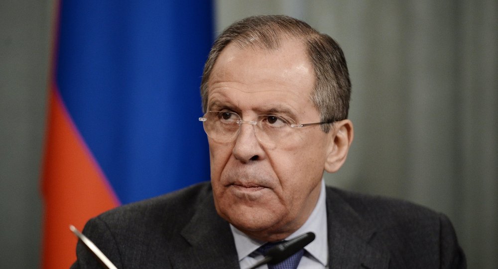 Лавров: Кијев да се договори са ДНР и ЛНР о мировњацима