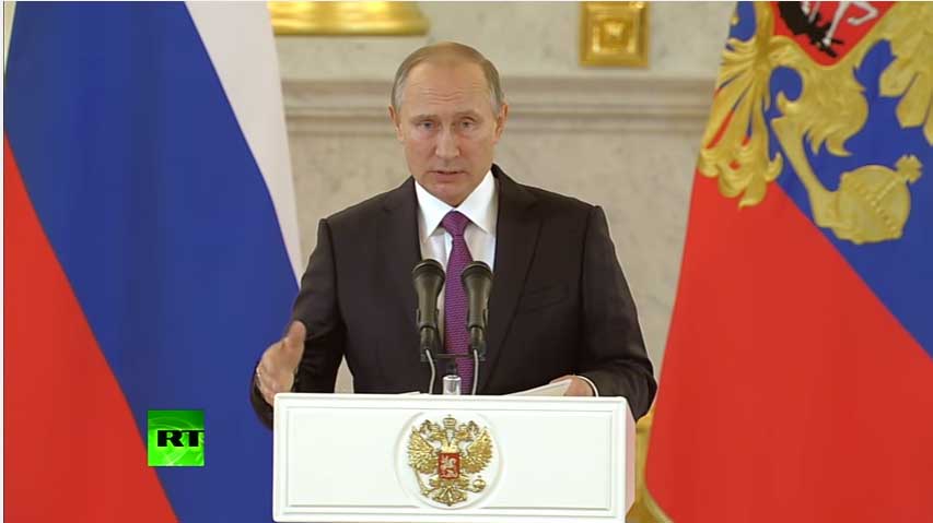 Путин: Рачунамо да ће се власт Црне Горе придржавати избалансиране политике